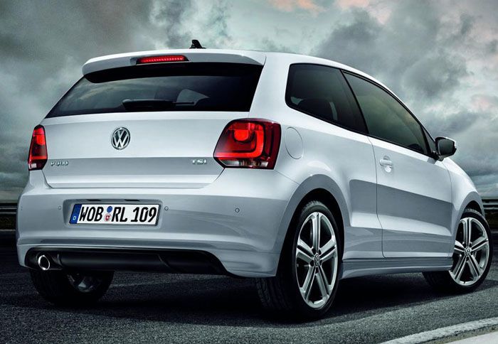 H VW λάνσαρε δύο κιτ R-Line για το Polo.